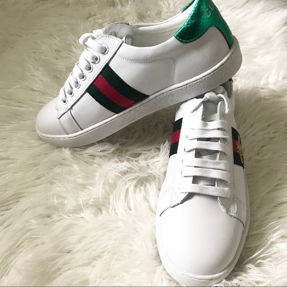 SOLD 🐝 - Picture 6 of 8